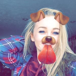 Meet your Posher, Gloria